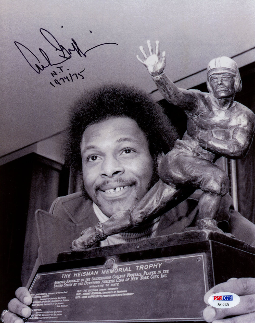 Archie Griffin Autographed Ohio State Buckeyes 8x10 Photo HT 1974/75 PSA