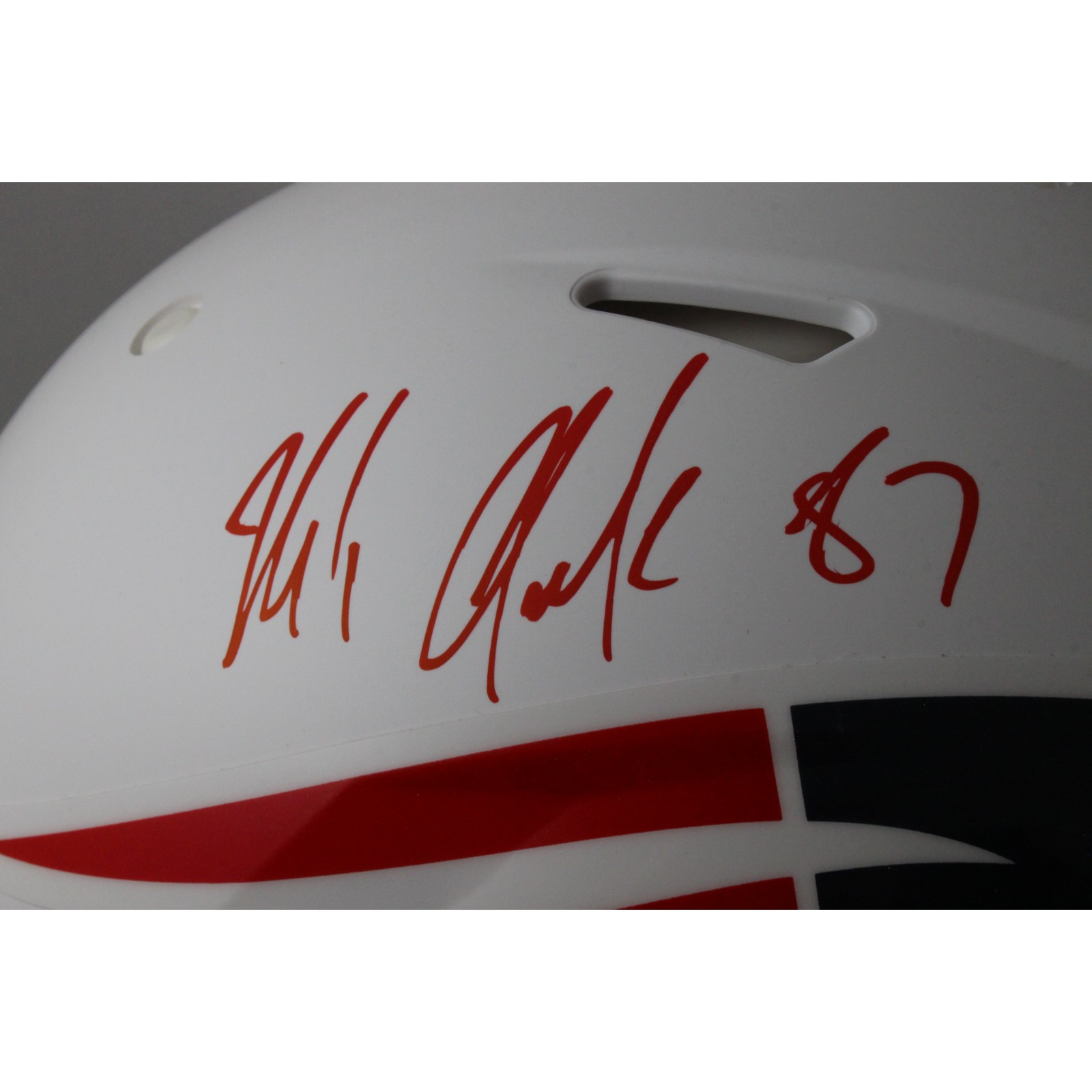Rob Gronkowski Signed New England Patriots Pro Flat White Helmet Beckett 54598 2 Rob Gronkowski Signed New England Patriots Pro Flat White Helmet Beckett 54598