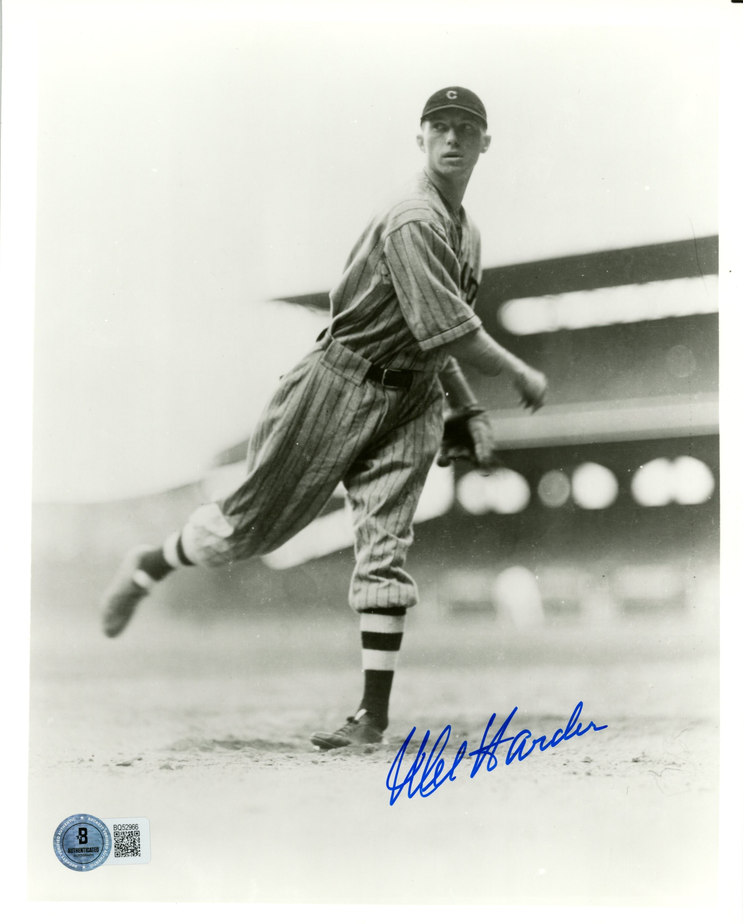 Mel Harder Autographed/Signed Cleveland Indians 8x10 Photo Beckett 57424