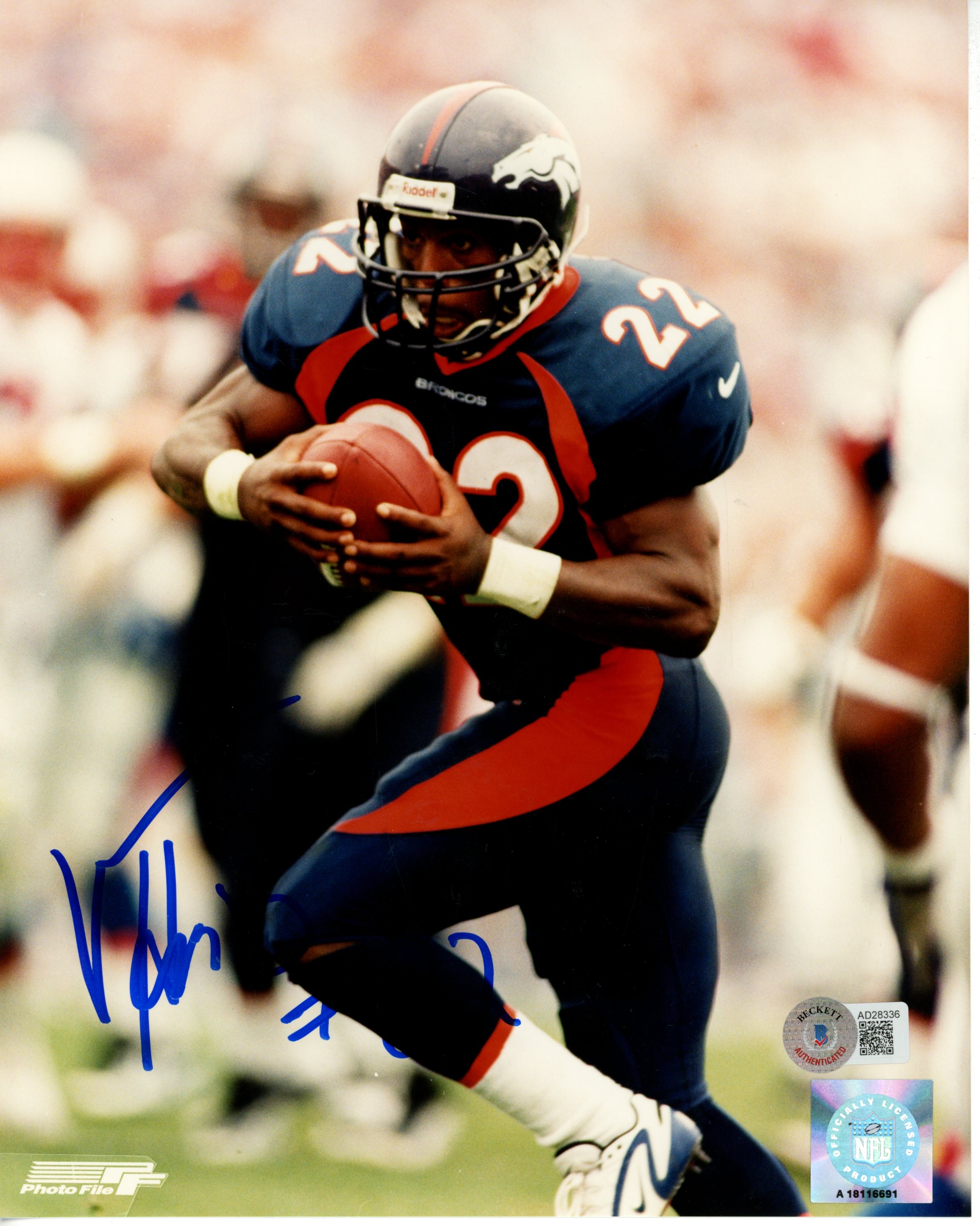 Vaughn Hebron Autographed/Signed Denver Broncos 8x10 Photo Beckett 55850