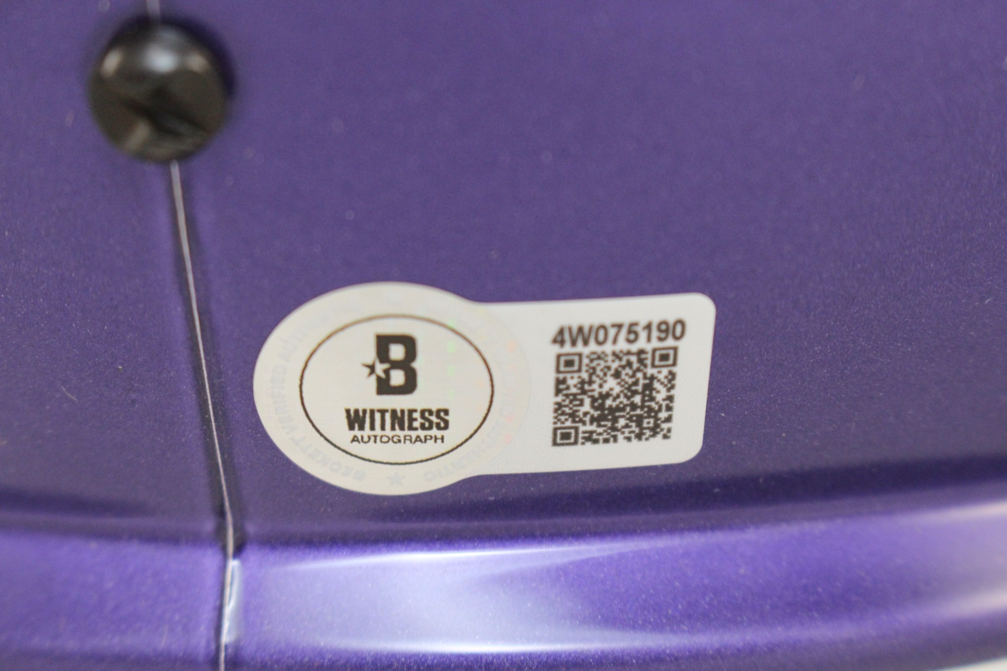 Derrick Henry Autographed/Signed Baltimore Ravens F/S Flash Helmet Beckett 52727 4 Derrick Henry Autographed/Signed Baltimore Ravens F/S Flash Helmet Beckett 52727