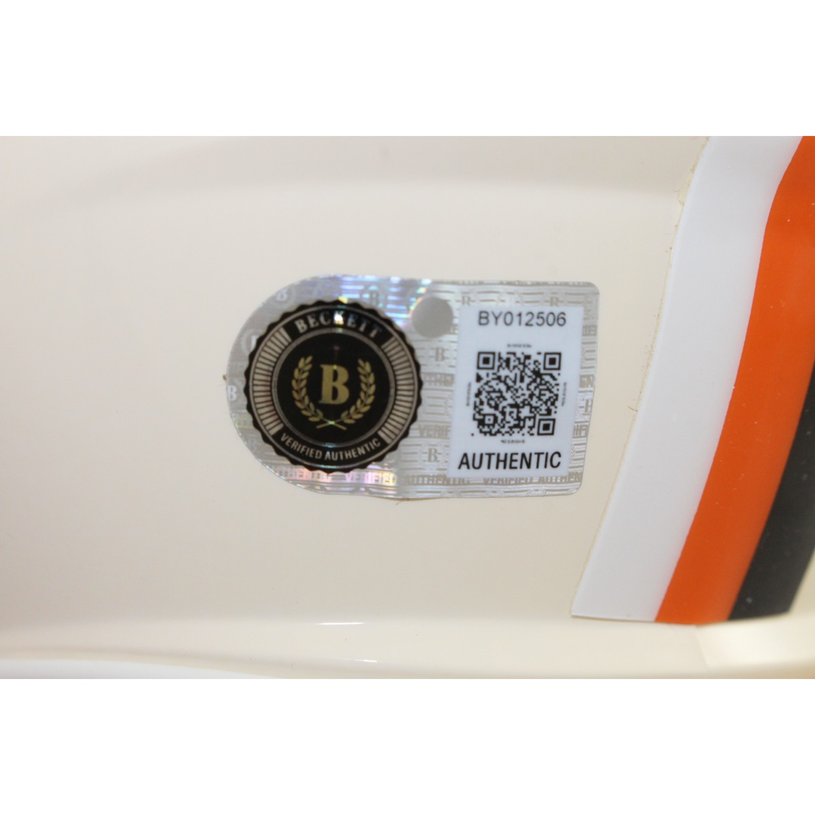 Tee Higgins Autographed Cincinnati Bengals Retro Mini Helmet Beckett WIT 57925 5 Tee Higgins Autographed Cincinnati Bengals Retro Mini Helmet Beckett WIT 57925