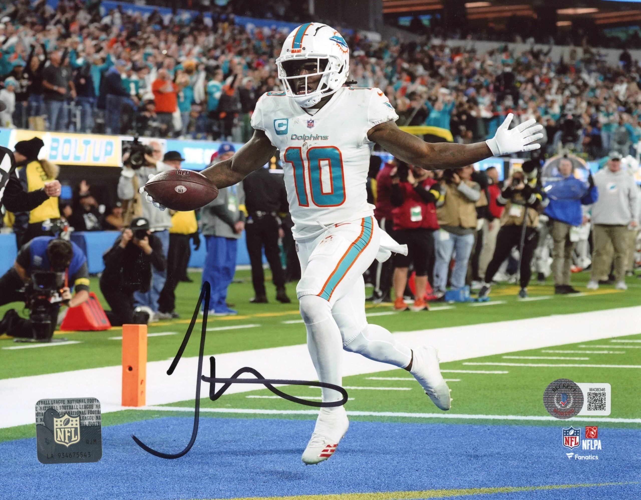HILLTYREEK8x10PHOTO(TOUCHDOWNWHITEDOLPHINS40259)