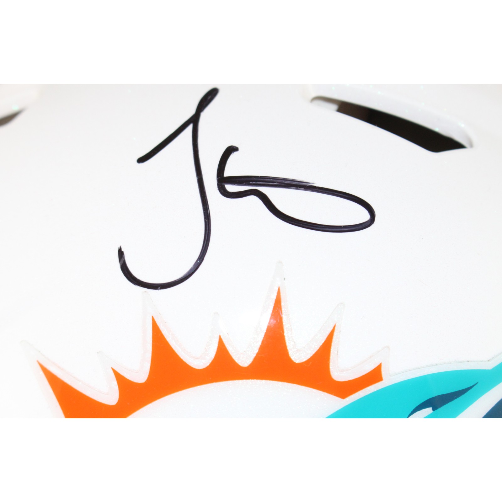 Tyreek Hill Autographed Miami Dolphins Authentic Helmet Beckett Witness 53270