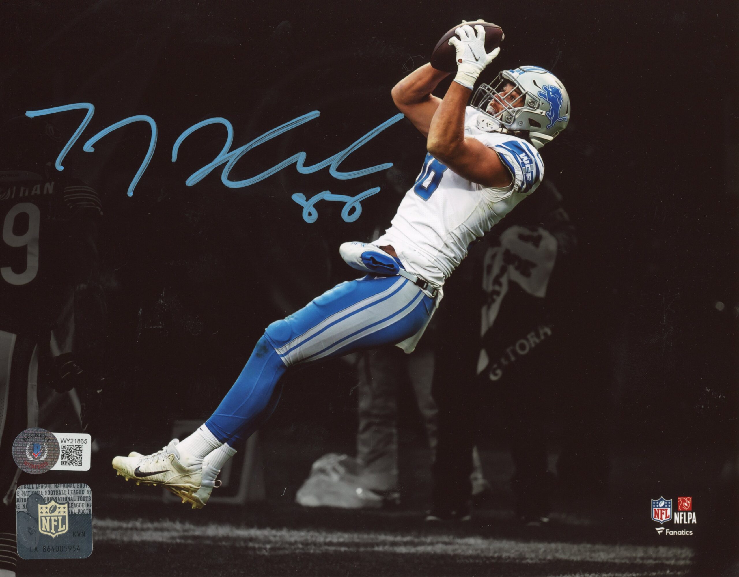 TJ Hockenson Autographed/Signed Detroit Lions 8x10 Photo Beckett