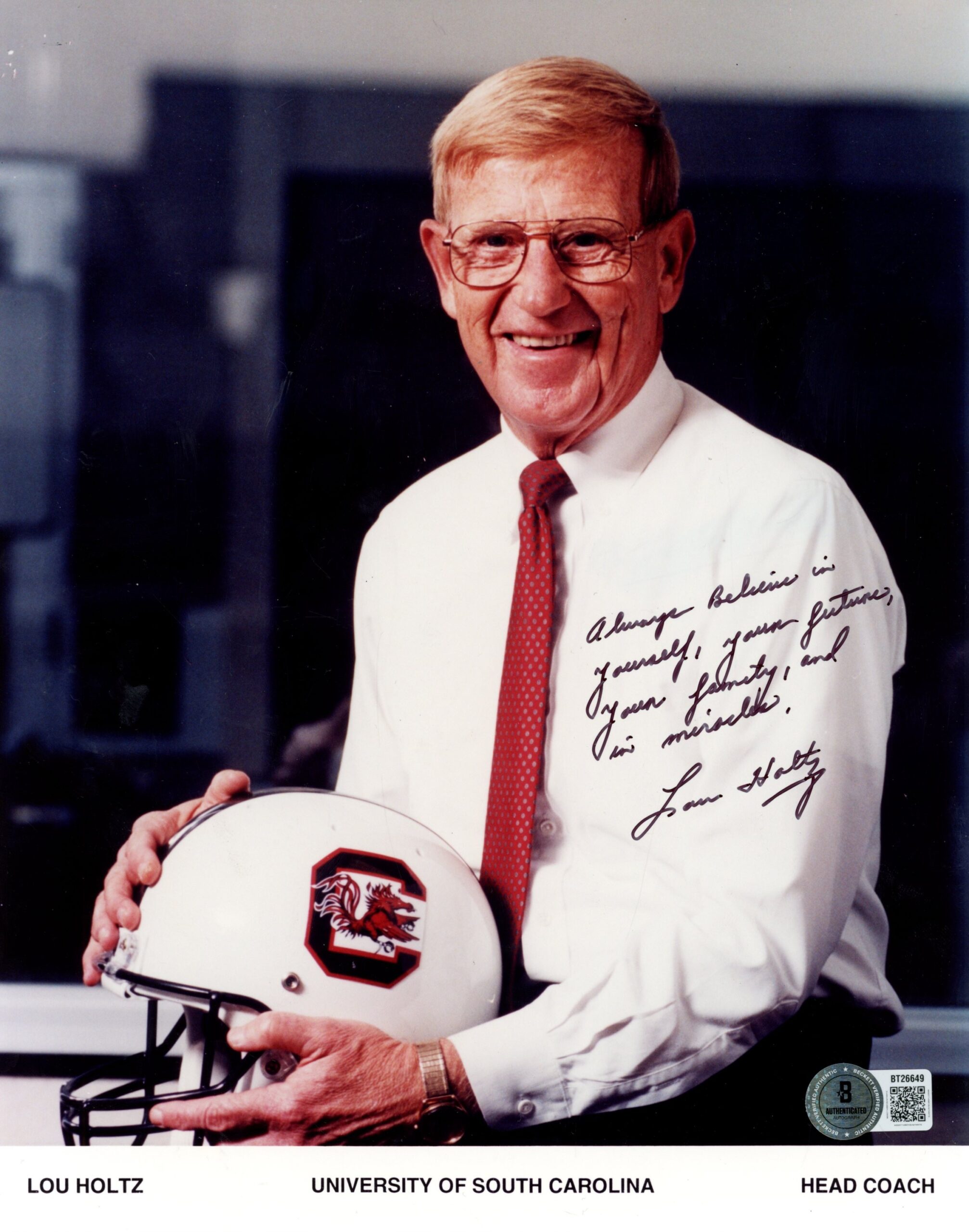 Lou Holtz Autographed South Carolina Gamecocks 8x10 Photo Miracles Beckett 56633