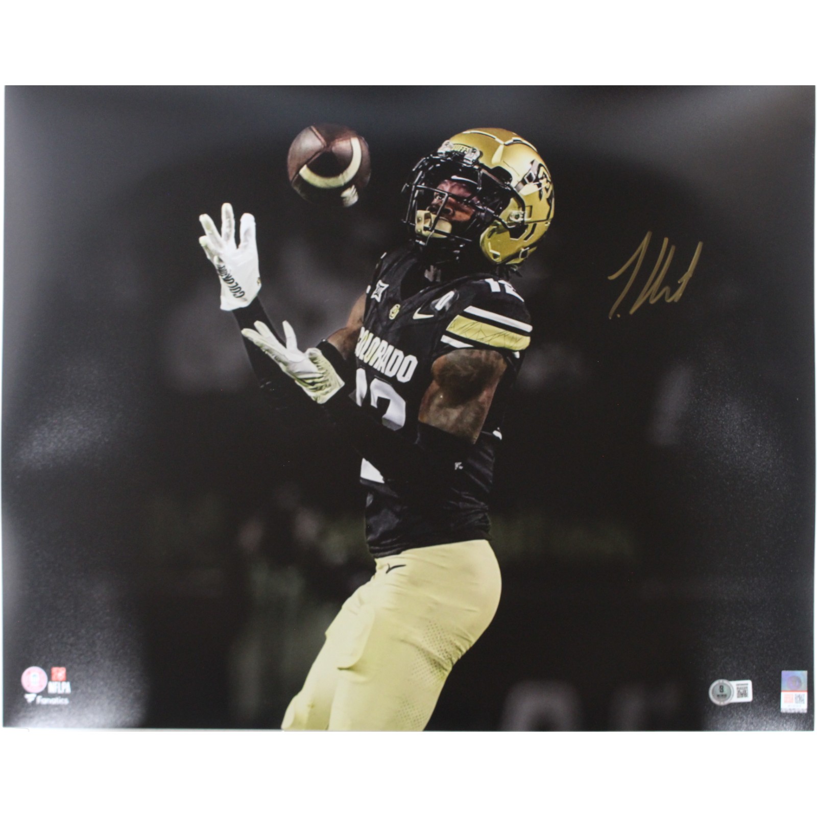 Travis Hunter Autographed Colorado Buffaloes 16x20 Photo Beckett Witness 53358