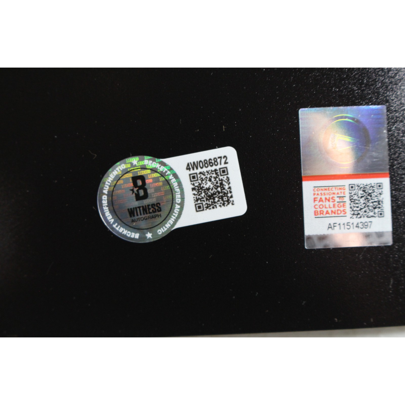 Travis Hunter Autographed Colorado Buffaloes 16x20 Photo Heisman Beckett 53360 3 Travis Hunter Autographed Colorado Buffaloes 16x20 Photo Heisman Beckett 53360