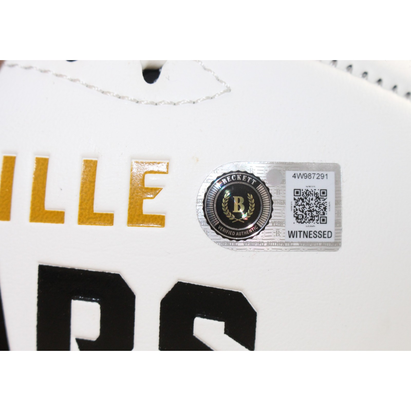 Travis Hunter Signed Jacksonville Jaguars Logo Football Beckett Witness 57951 4 Travis Hunter Signed Jacksonville Jaguars Logo Football Beckett Witness 57951