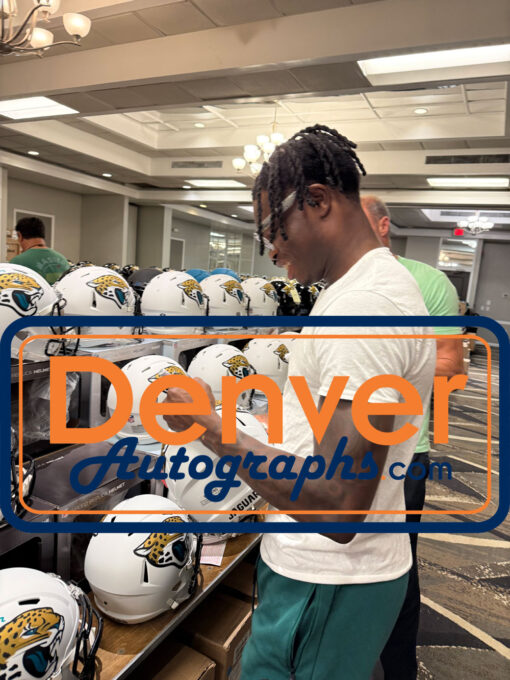 Travis Hunter Signed Jacksonville Jaguars F/S Alt Helmet Beckett Witness 51410