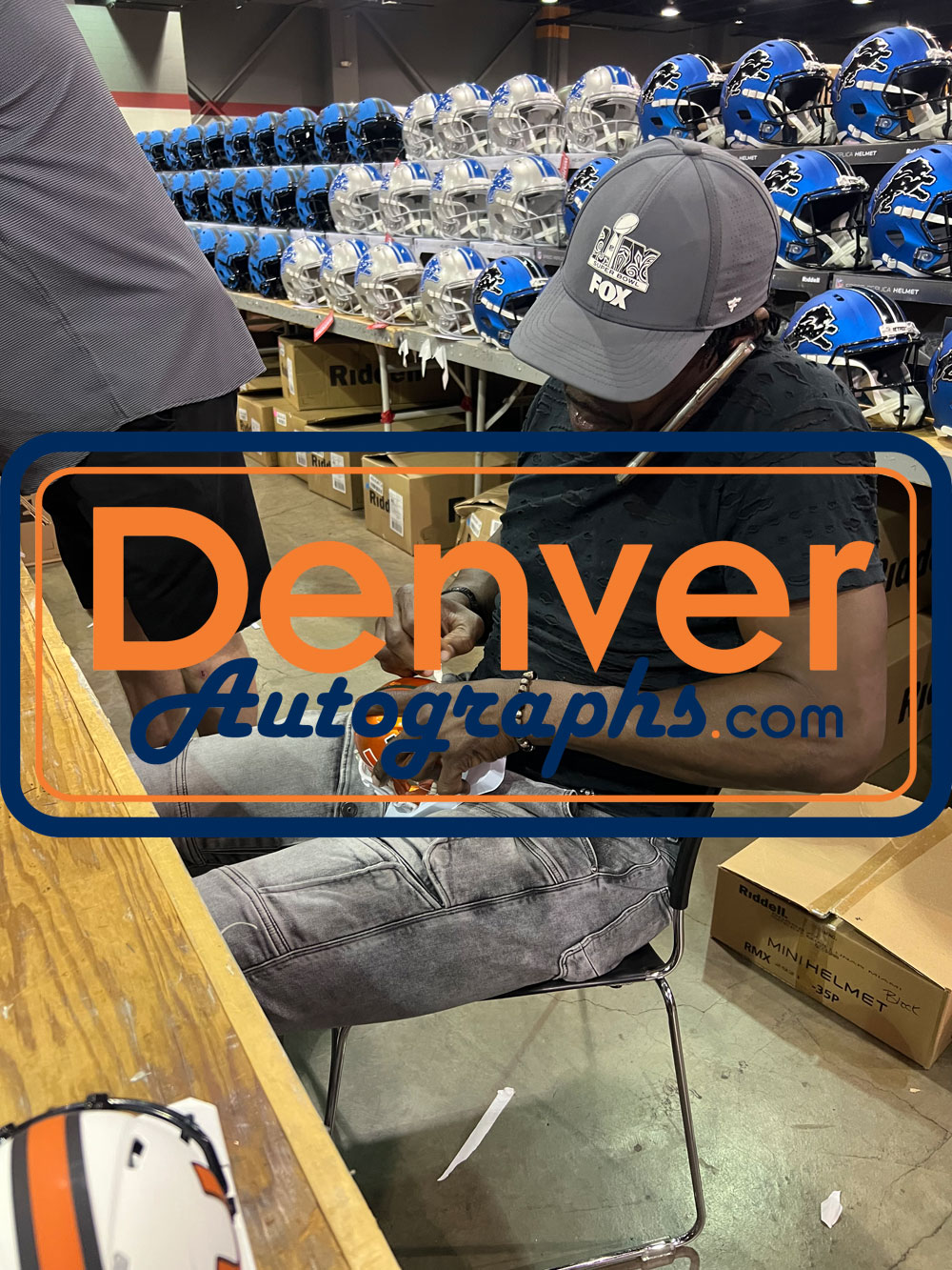 Michael Irvin Autographed Miami Hurricanes Flash Mini Helmet Beckett WIT 51774 6 Michael Irvin Autographed Miami Hurricanes Flash Mini Helmet Beckett WIT 51774