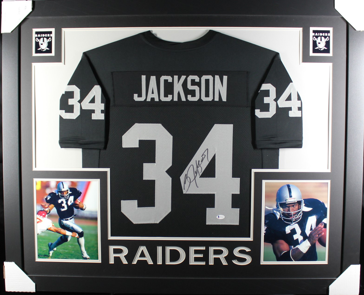 Bo Jackson Autographed/Signed Pro Style Framed Black XL Jersey Beckett