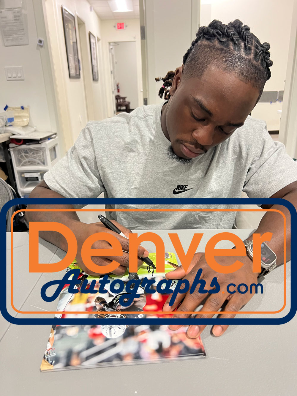 Ashton Jeanty Autographed Las Vegas Raiders 8x10 Photo Beckett Witness 53212