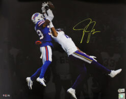 Justin Jefferson Autographed Minnesota Vikings 16x20 Photo Beckett