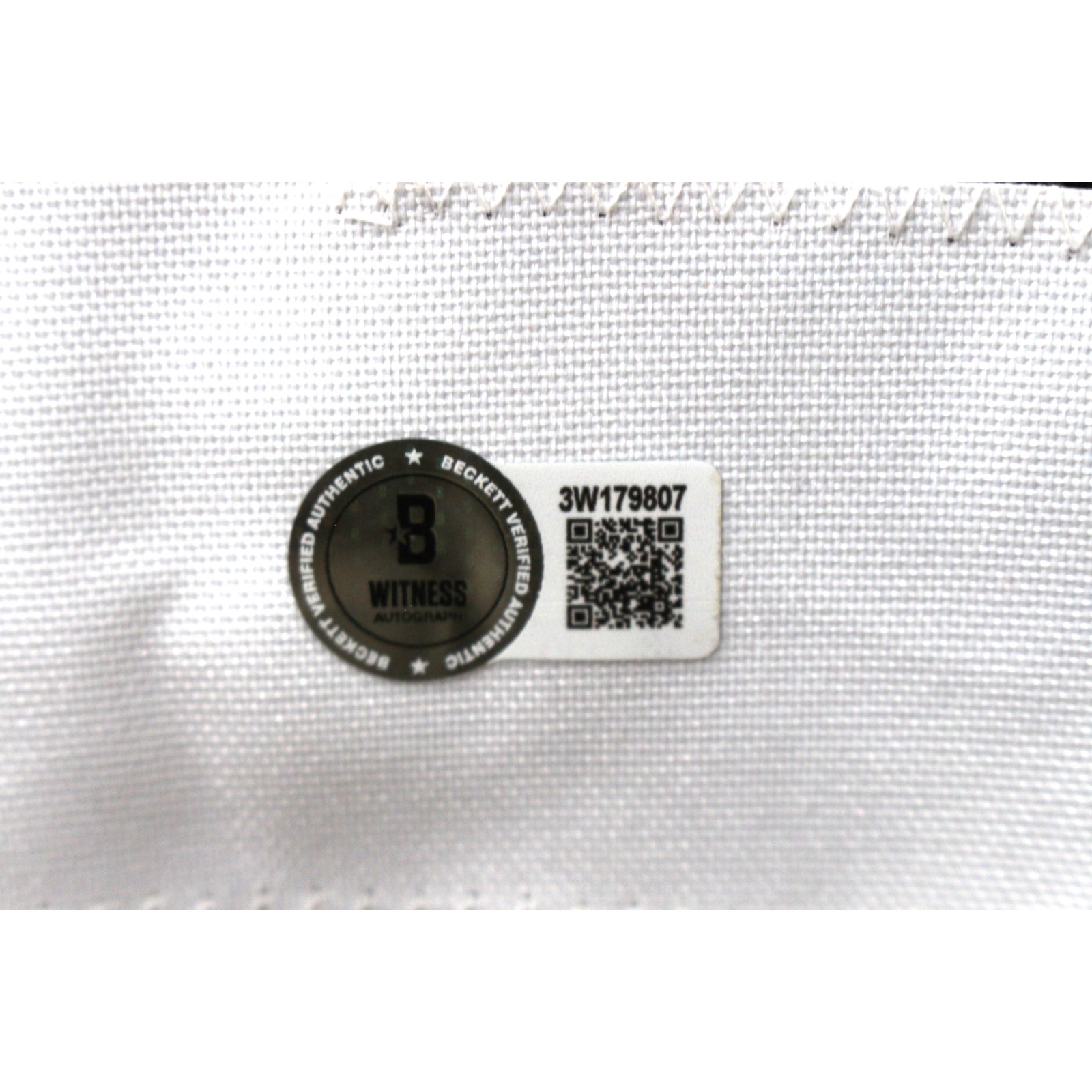 Kaleb Johnson Autographed College Style Black Sz XL Jersey Beckett Witness 51672 3 Kaleb Johnson Autographed College Style Black Sz XL Jersey Beckett Witness 51672