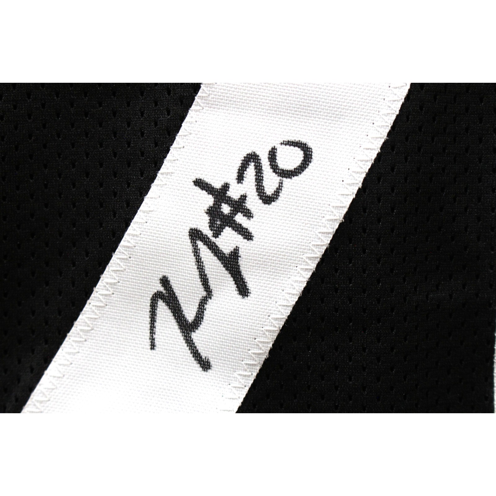 Kaleb Johnson Autographed Pro Style Black Sz XL Jersey Beckett Witness 51676 2 Kaleb Johnson Autographed Pro Style Black Sz XL Jersey Beckett Witness 51676