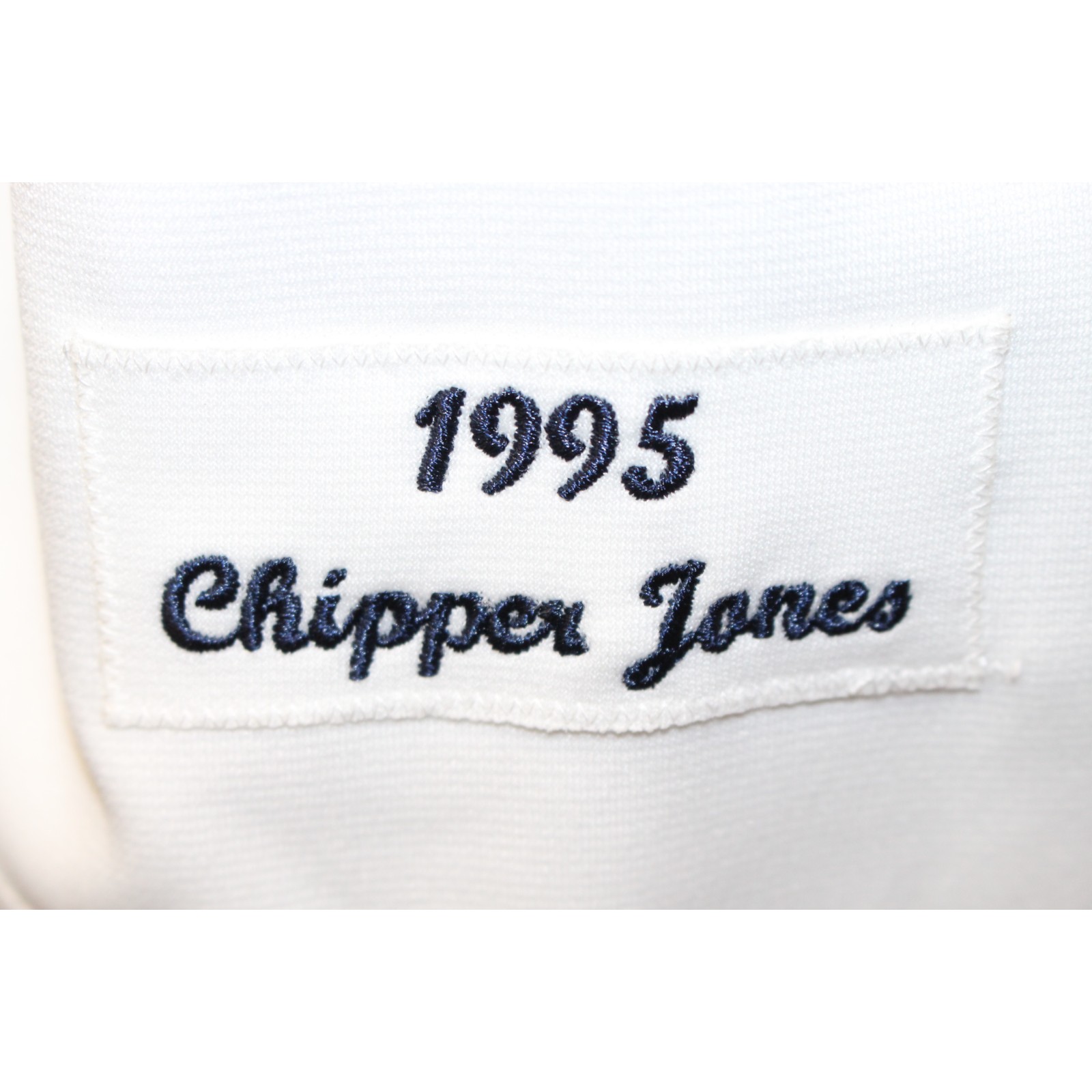 Chipper Jones Autographed Atlanta Braves M&N 1995 sz52 Jersey HOF Fanatics 51846 5 Chipper Jones Autographed Atlanta Braves M&N 1995 sz52 Jersey HOF Fanatics 51846