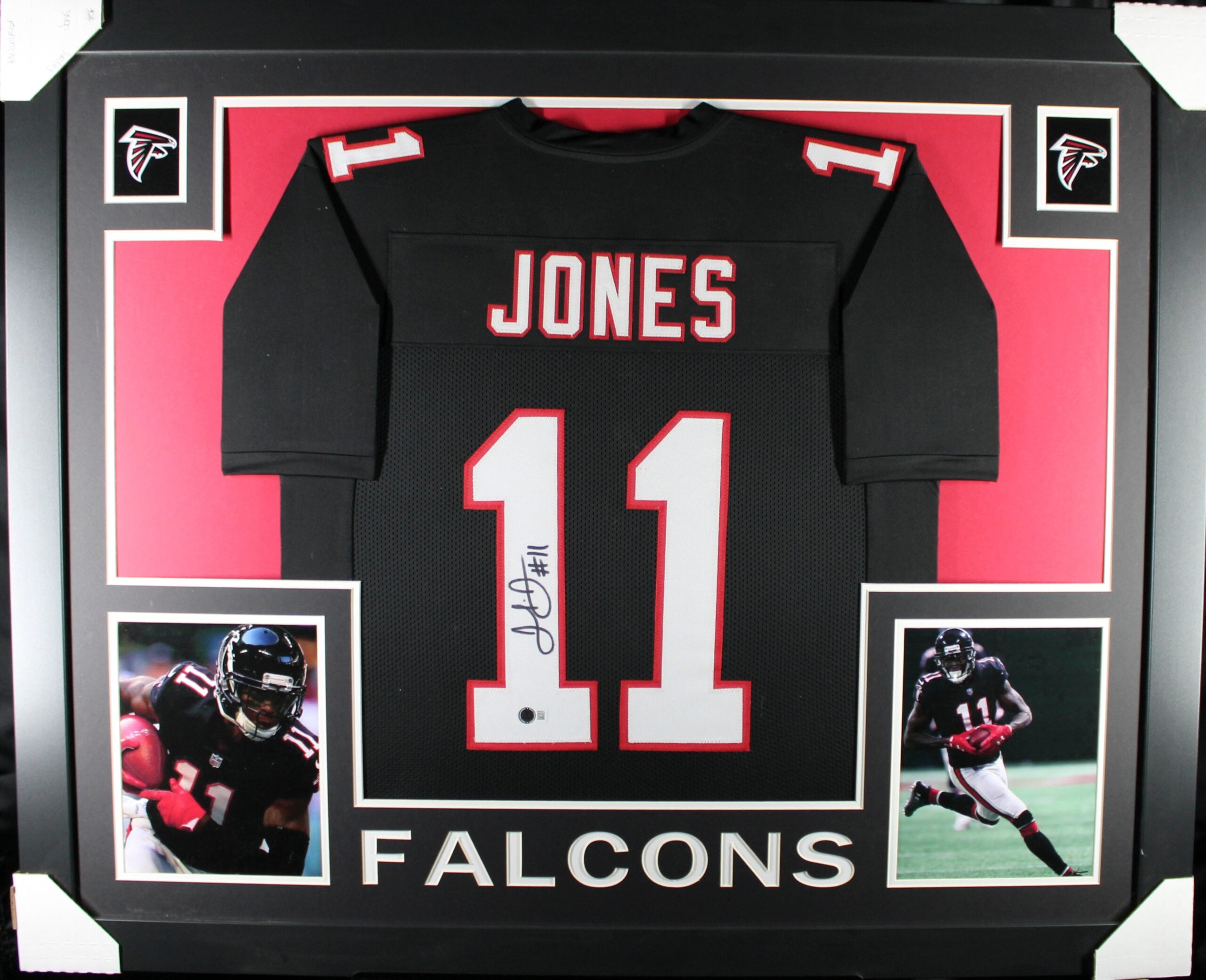Julio Jones Signed Atlanta Falcons Framed Jersey Black #1 Beckett Witness 58646