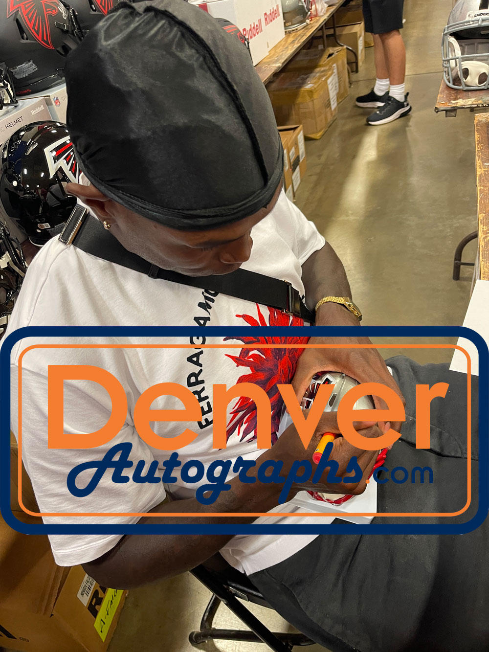 Julio Jones Autographed Atlanta Falcons Flash Mini Helmet Beckett Witness 51862 6 Julio Jones Autographed Atlanta Falcons Flash Mini Helmet Beckett Witness 51862