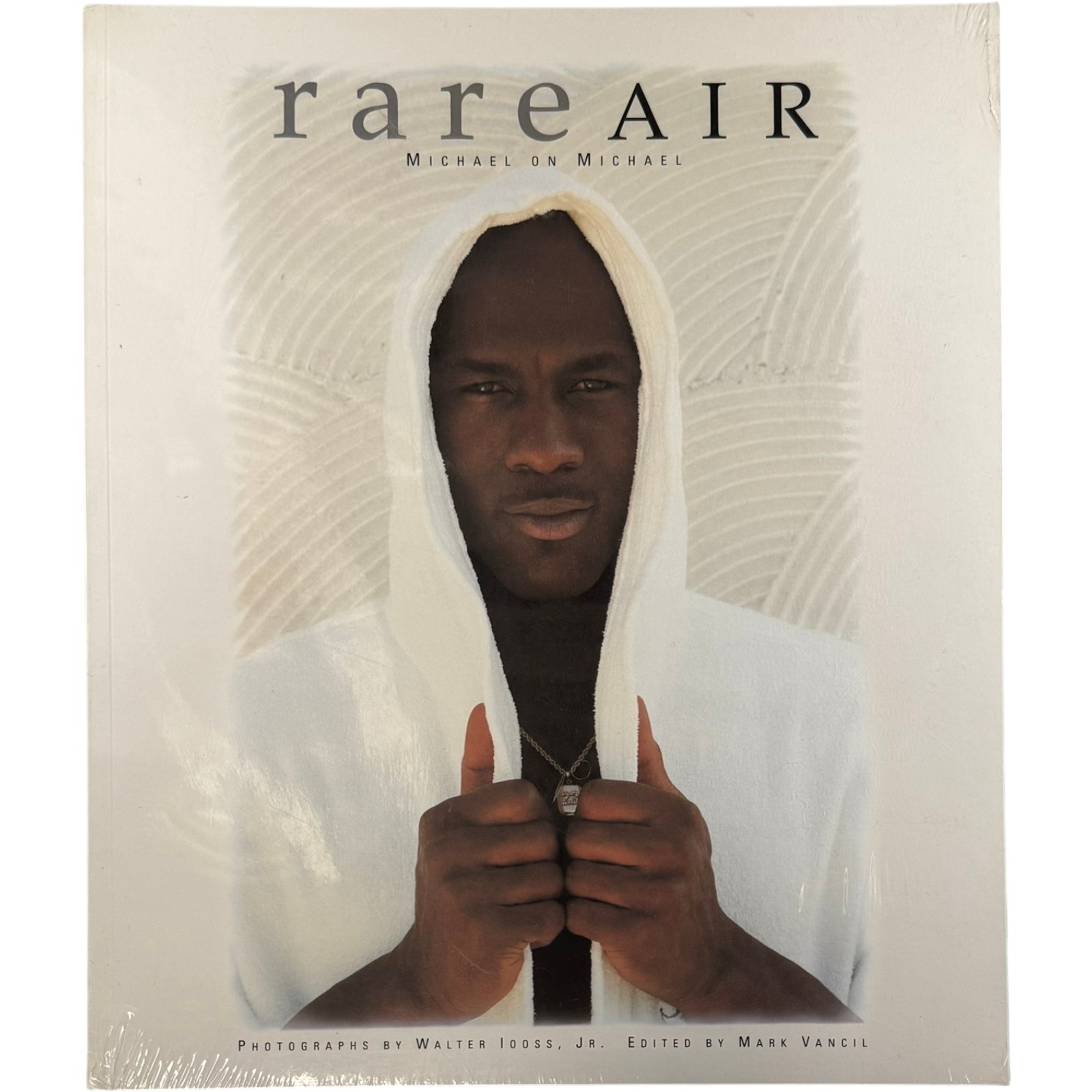 Michael Jordan Chicago Bulls "Rare Air" Collectible Paperback Book Sealed 56233