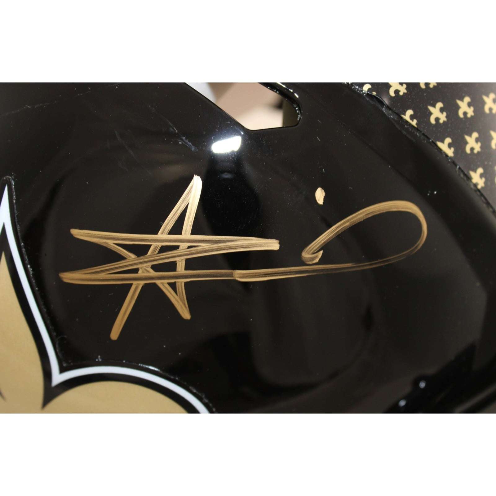 Alvin Kamara Autographed New Orleans Saints Pro Helmet 22 Alt Beckett WIT 58659 2 Alvin Kamara Autographed New Orleans Saints Pro Helmet 22 Alt Beckett WIT 58659