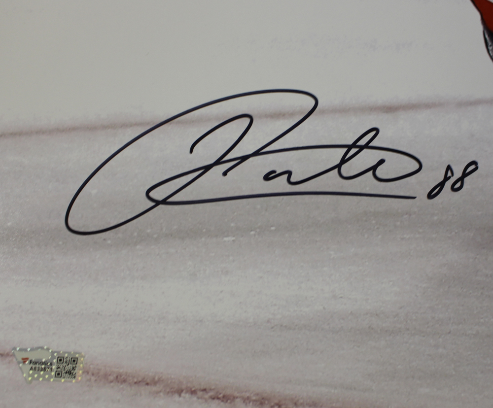 Patrick Kane Autographed Chicago Blackhawks 16x20 Photograph Fanatics