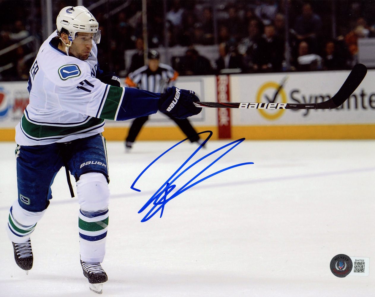 Ryan Kesler Autographed Vancouver Canucks 8x10 Photo Beckett 46300