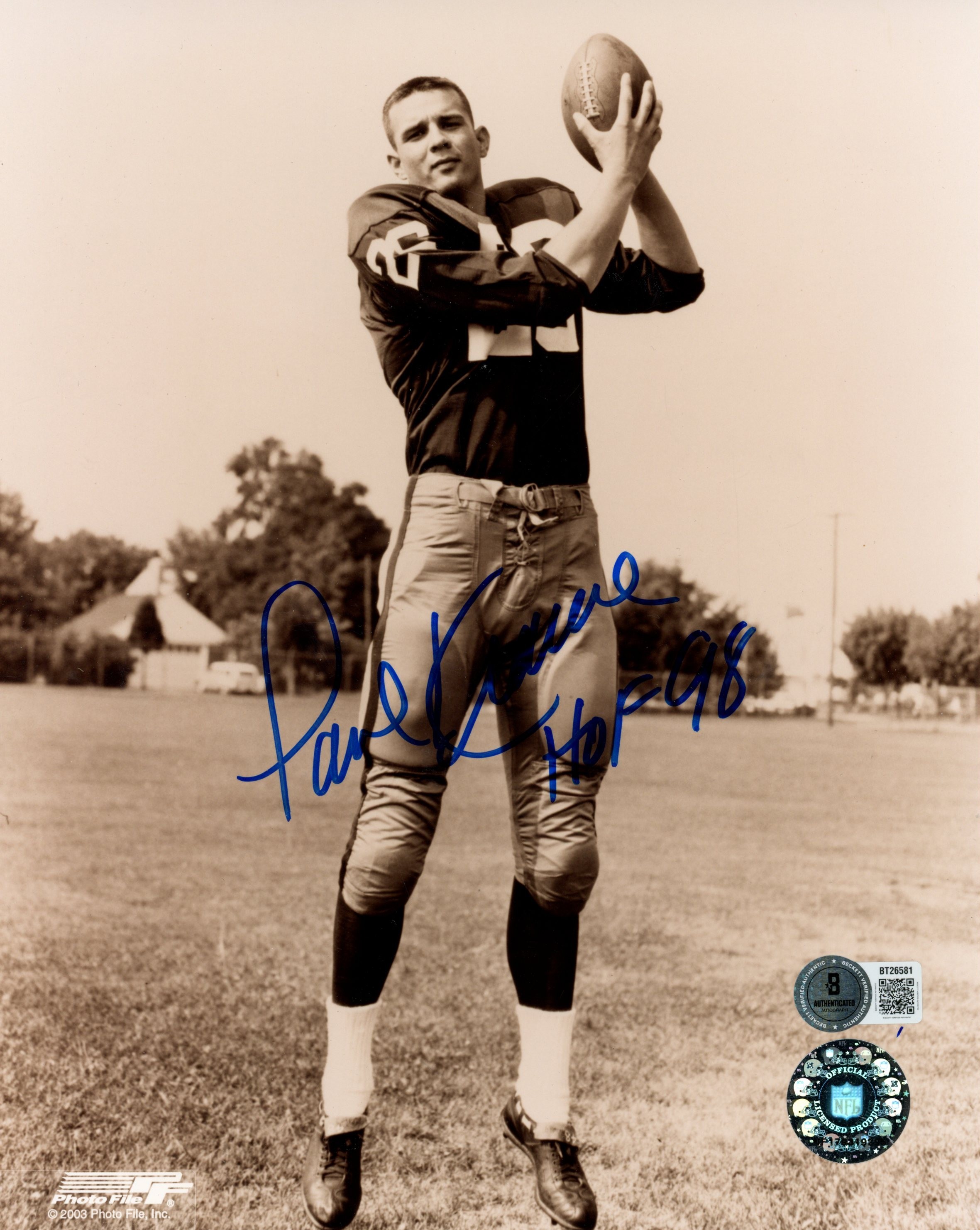 Paul Krause Autographed Minnesota Vikings 8x10 Photo PF B&W w/HOF Beckett 56769