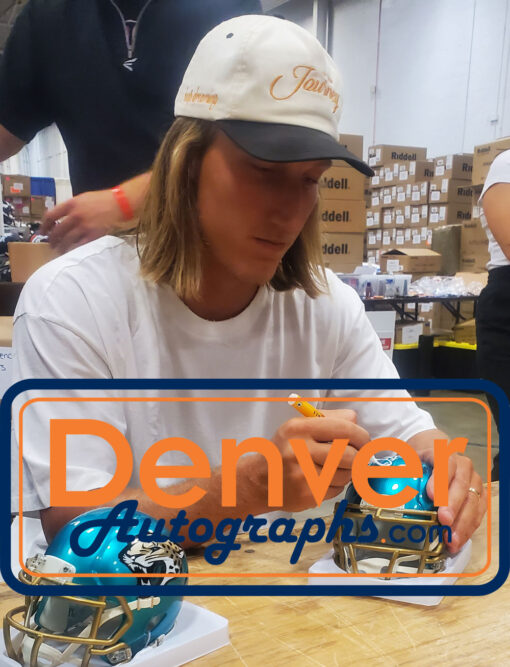 Trevor Lawrence Autographed Jacksonville Jaguars Flash Mini Helmet FAN 47996
