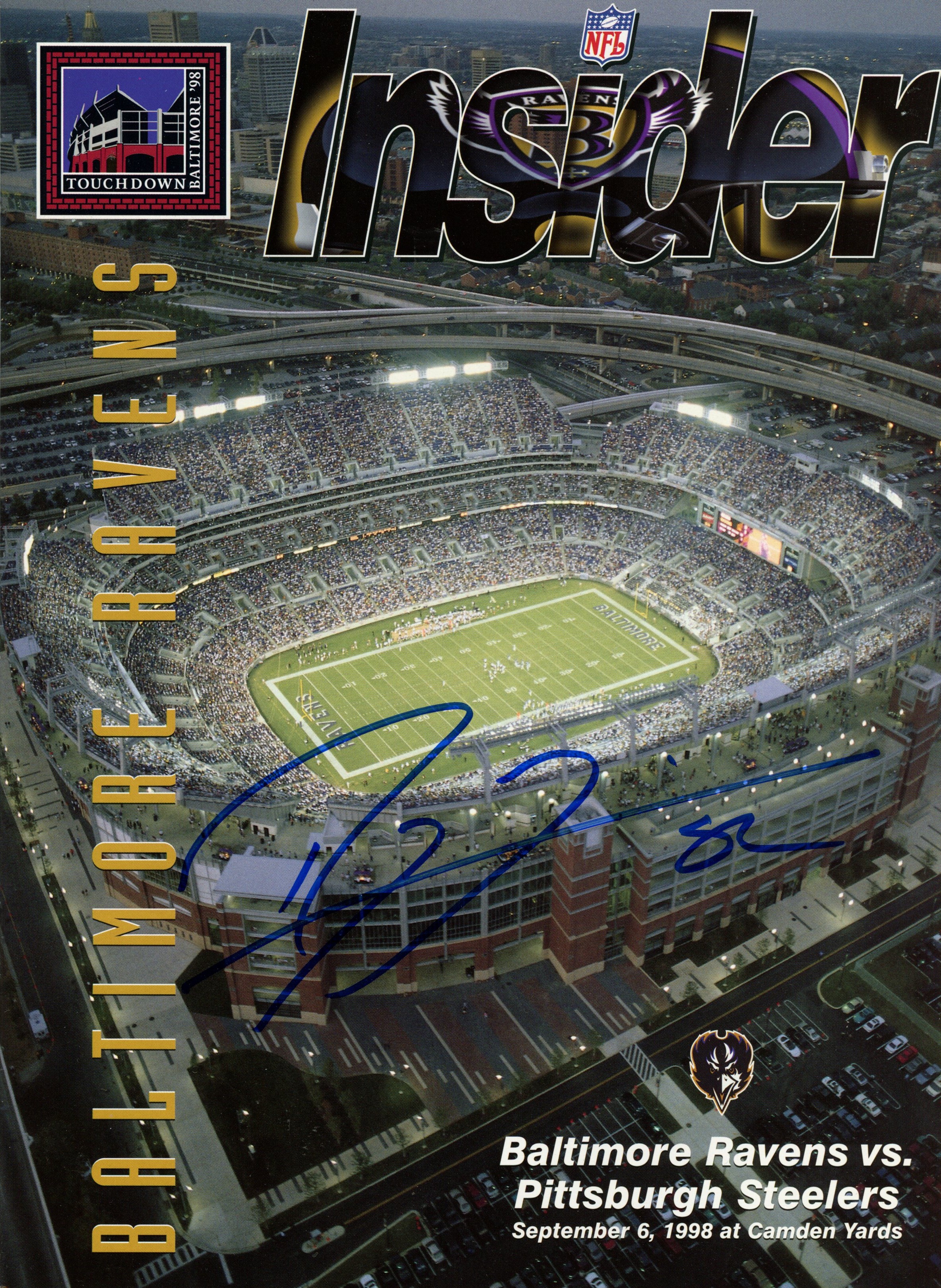 Ray Lewis Autographed/Signed Baltimore Ravens Magazine Beckett