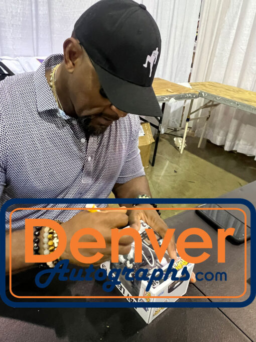Ray Lewis Autographed Baltimore Ravens Funko Pop! #246 Beckett Witness 51781