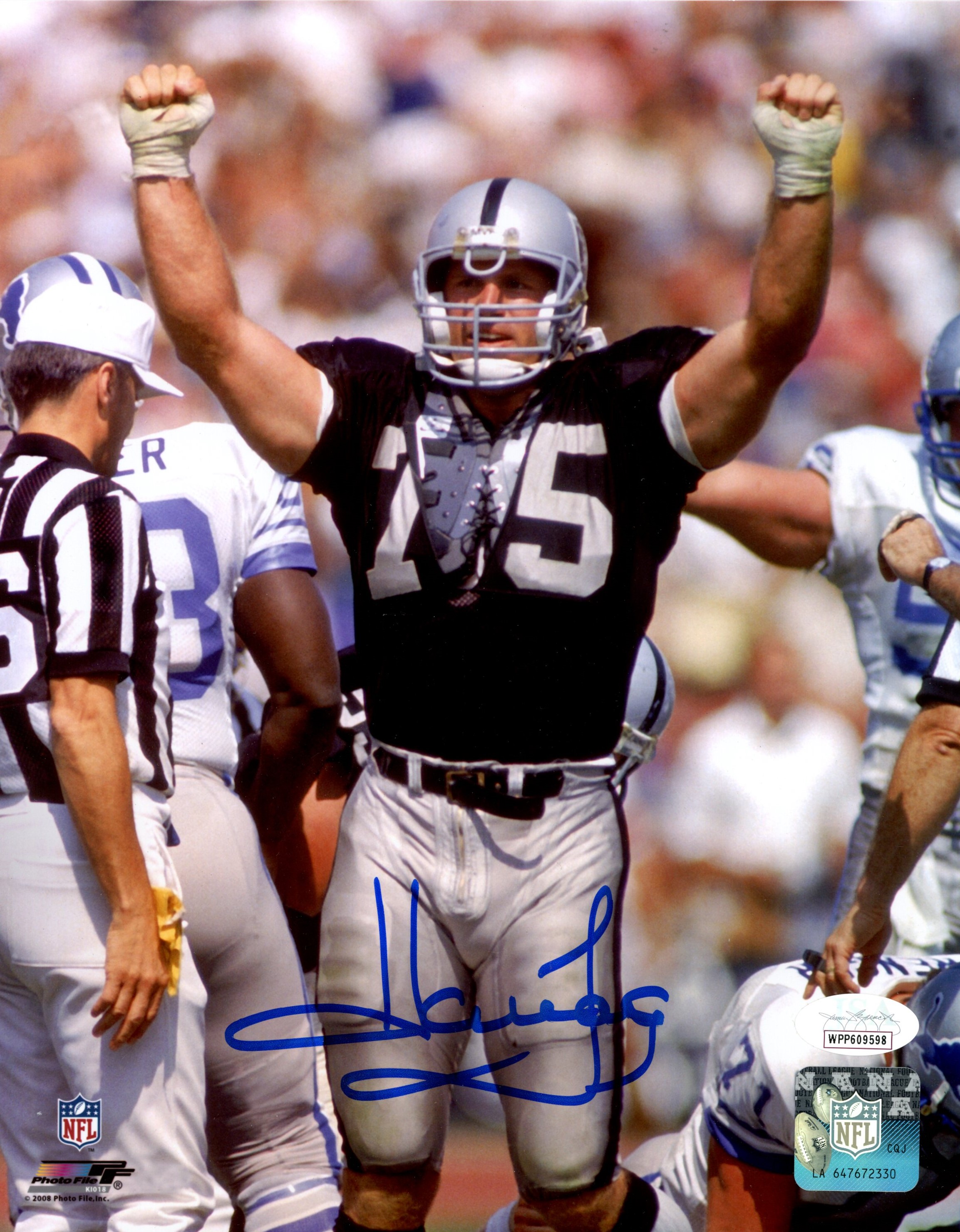 Howie Long Autographed/Signed Oakland Raiders 8x10 Photo Beckett 