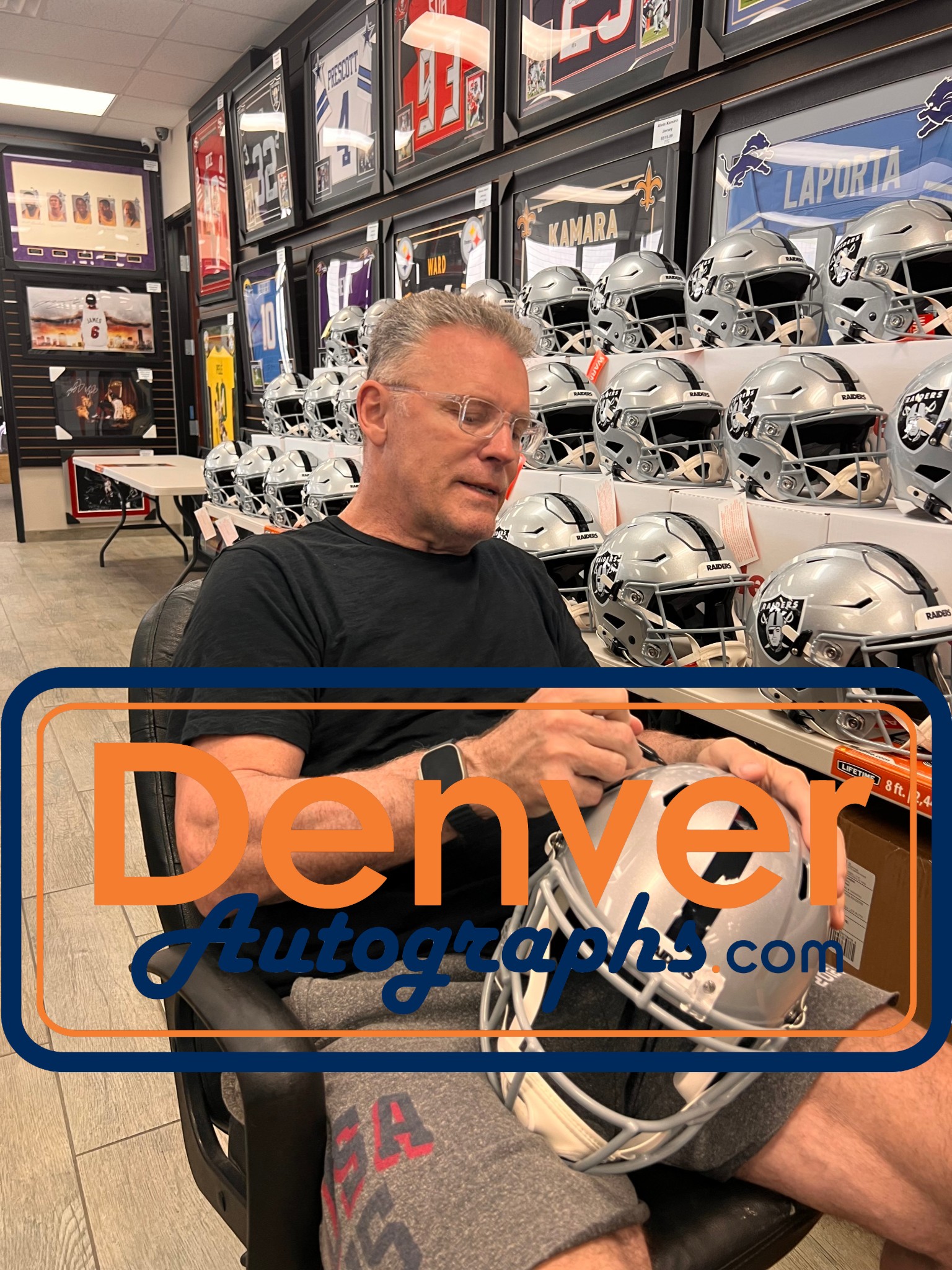 Howie Long Autographed Las Vegas Raiders F/S Helmet Beckett Witness 55194 7 Howie Long Autographed Las Vegas Raiders F/S Helmet Beckett Witness 55194