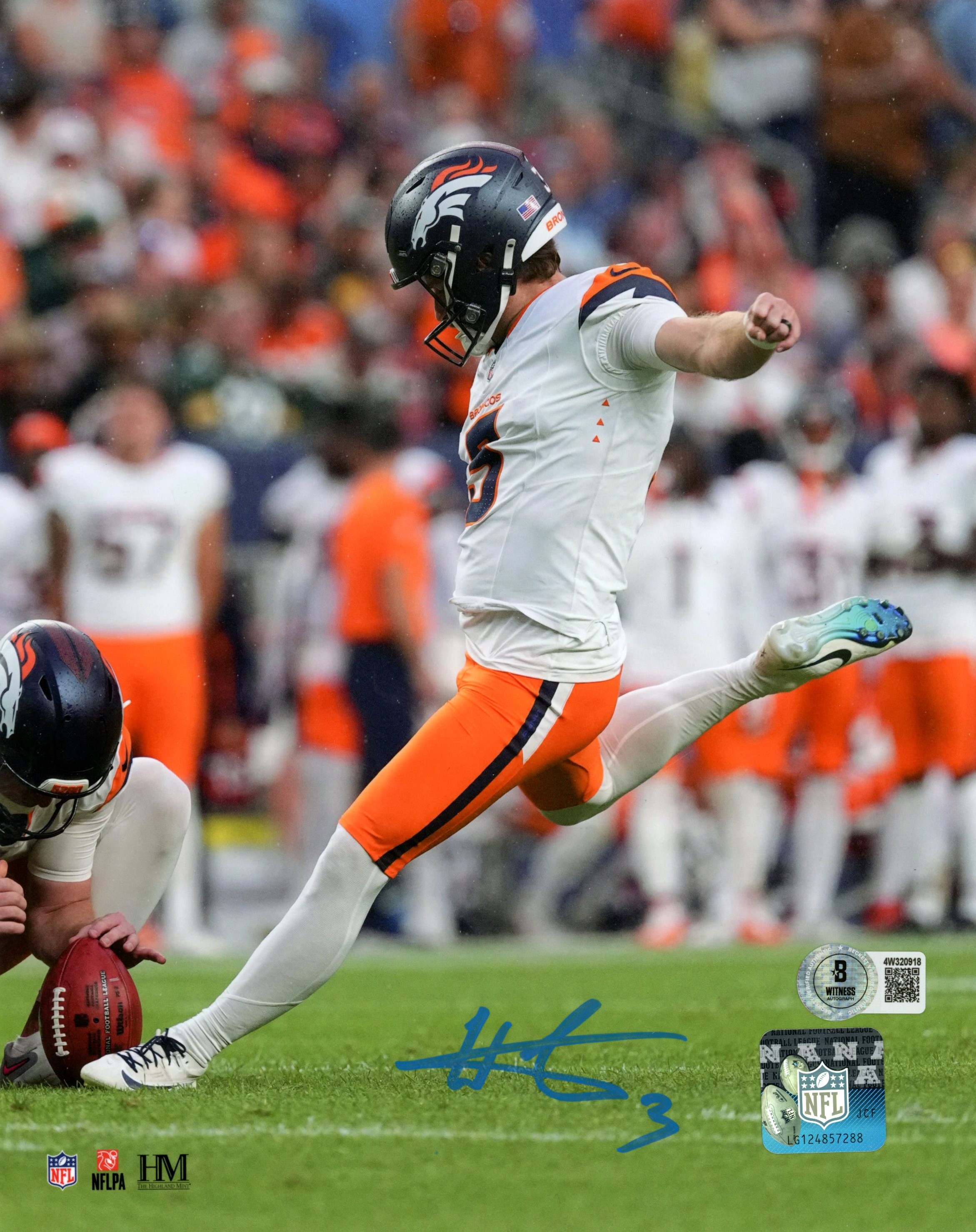 Wil Lutz Autographed/Signed Denver Broncos 8x10 Photo Beckett Witness 54663