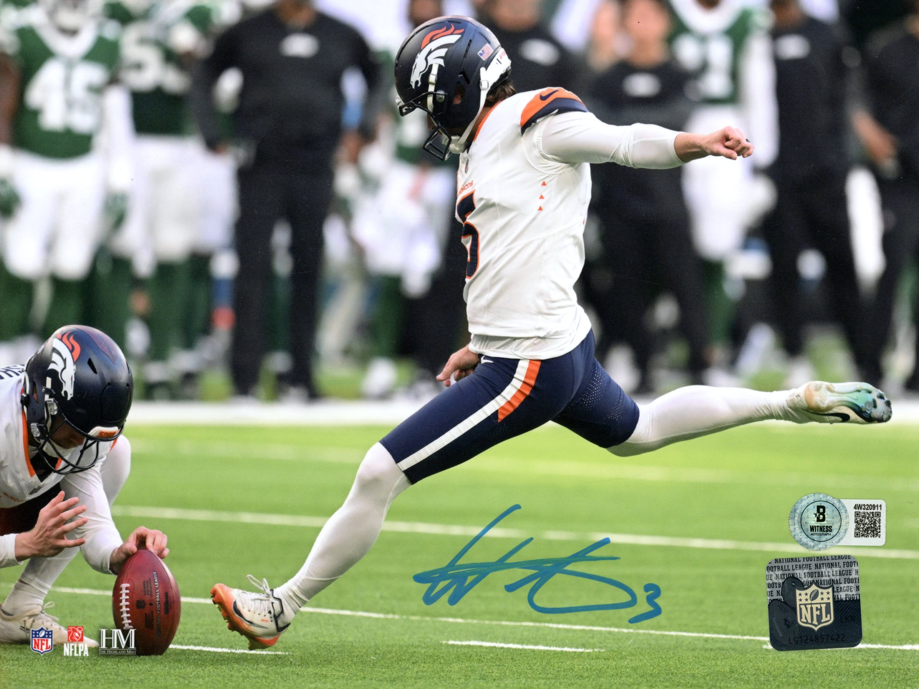 Wil Lutz Autographed/Signed Denver Broncos 8x10 Photo Beckett Witness 54666