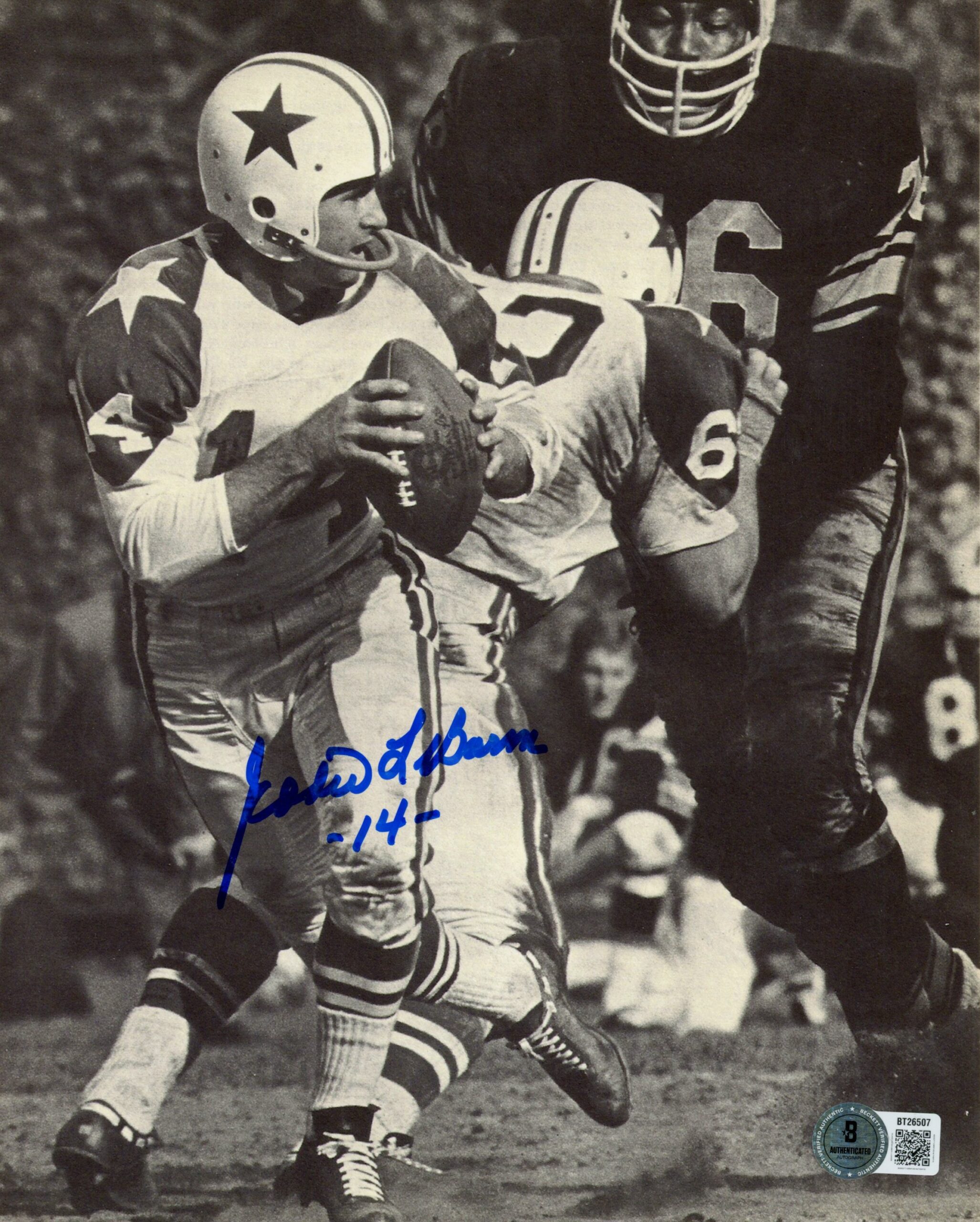 Eddie LeBaron Autographed Dallas Cowboys 8x10 Photo B&W White Star Beckett 56805