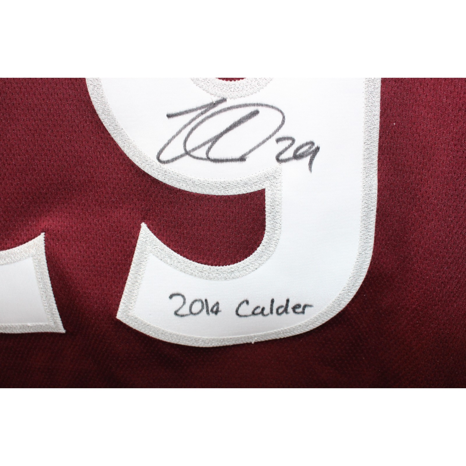 Nate MacKinnon Signed Colorado Avalanche Red Jersey 2014 Calder JSA