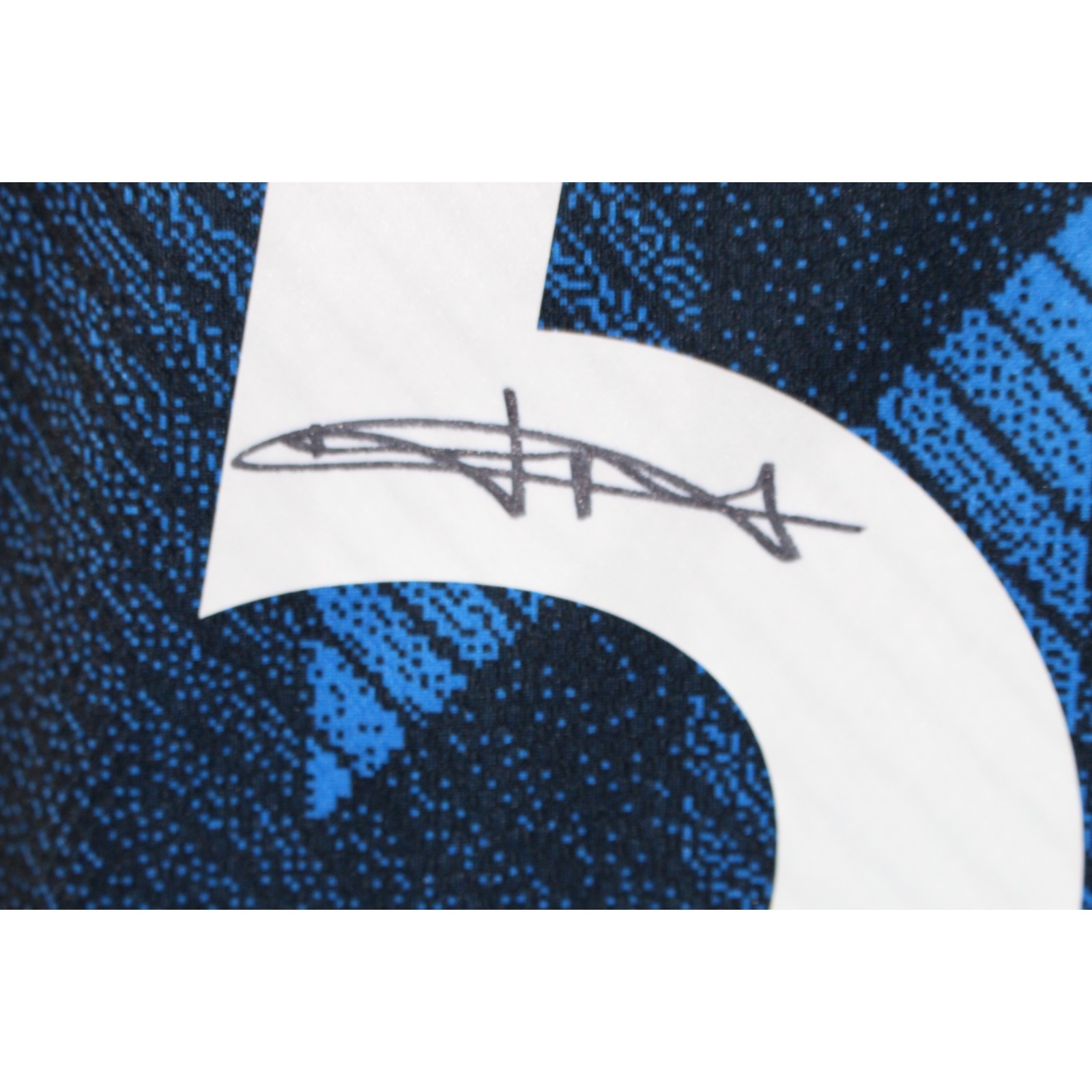 Harry Maguire Autographed Manchester United Blue Jersey Beckett