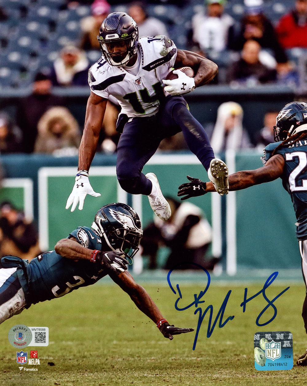DK Metcalf Autographed/Signed Seattle Seahawks 8x10 Photo Beckett