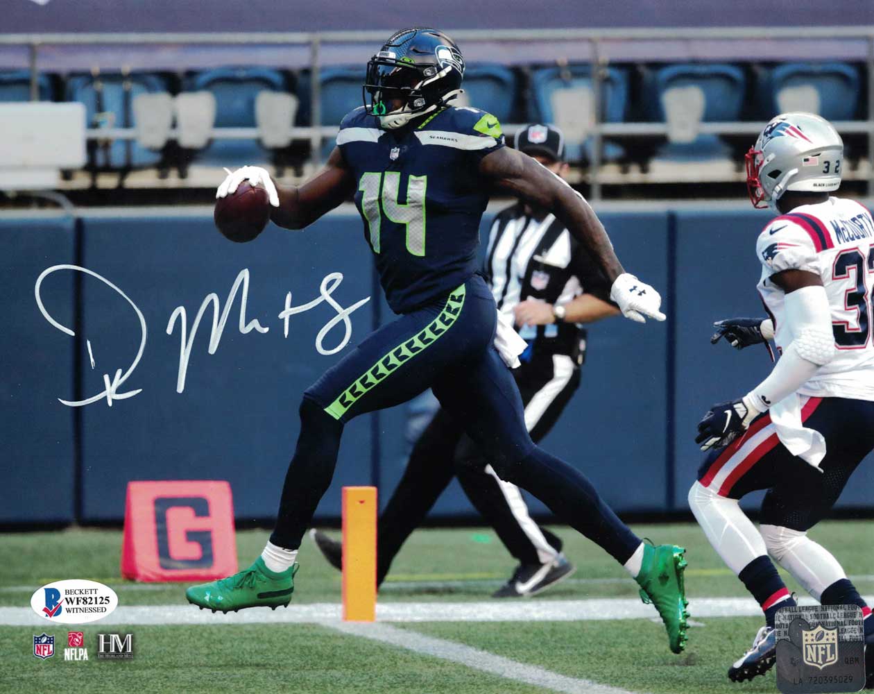 DK Metcalf Autographed/Signed Seattle Seahawks 8x10 Photo BAS 29545 HM
