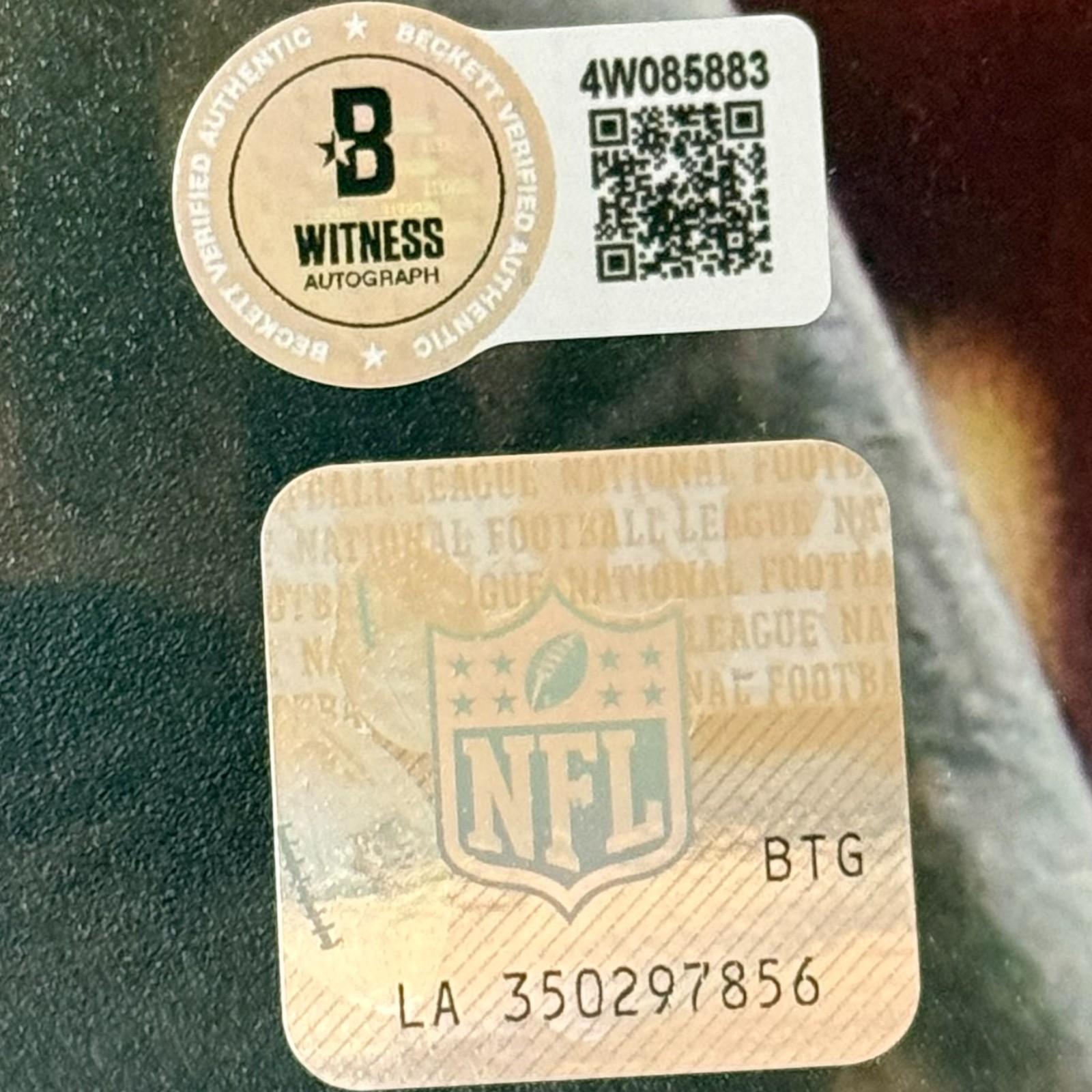 Von Miller Autographed Denver Broncos 16x20 Photo Beckett Witness 54691 3 Von Miller Autographed Denver Broncos 16x20 Photo Beckett Witness 54691