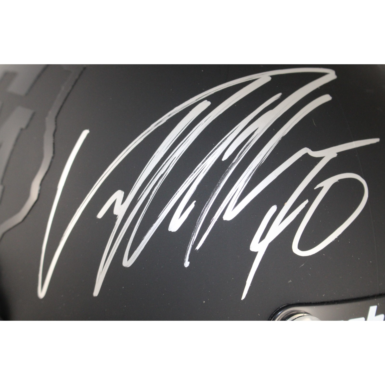 Von Miller Autographed Texas A&M Aggies F/S Schutt Helmet Beckett 53731 2 Von Miller Autographed Texas A&M Aggies F/S Schutt Helmet Beckett 53731