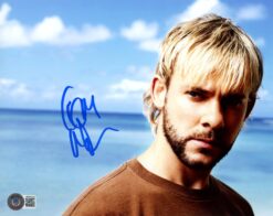 Dominic Monaghan Autographed/Signed Lost 8x10 Photo Beckett 54419