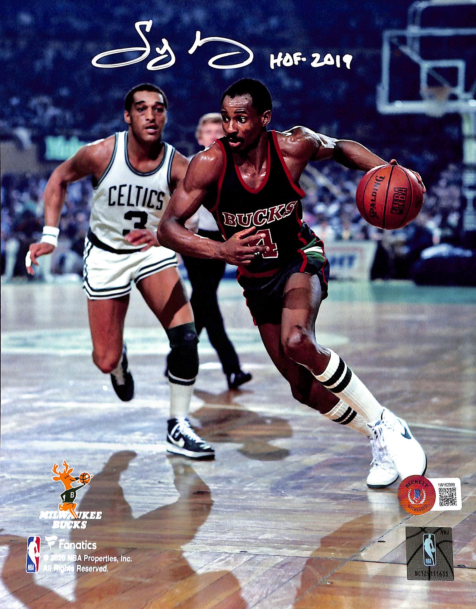 Sidney Moncrief Autographed/Signed Milwaukee Bucks 8x10 Photo BAS