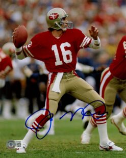 Joe Montana Autographed San Francisco 49ers 8x10 Photo Beckett 46431