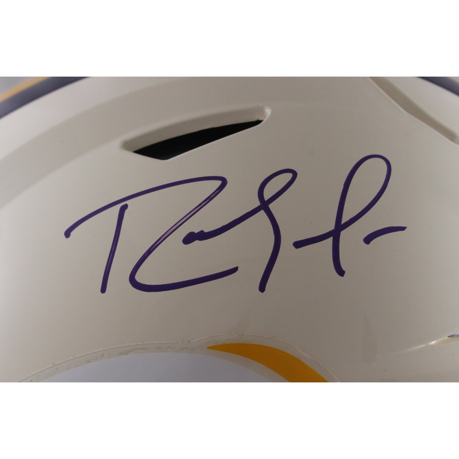 Randy Moss Autographed Minnesota Vikings SpeedFlex Retro Helmet Beckett 56290 2 Randy Moss Autographed Minnesota Vikings SpeedFlex Retro Helmet Beckett 56290