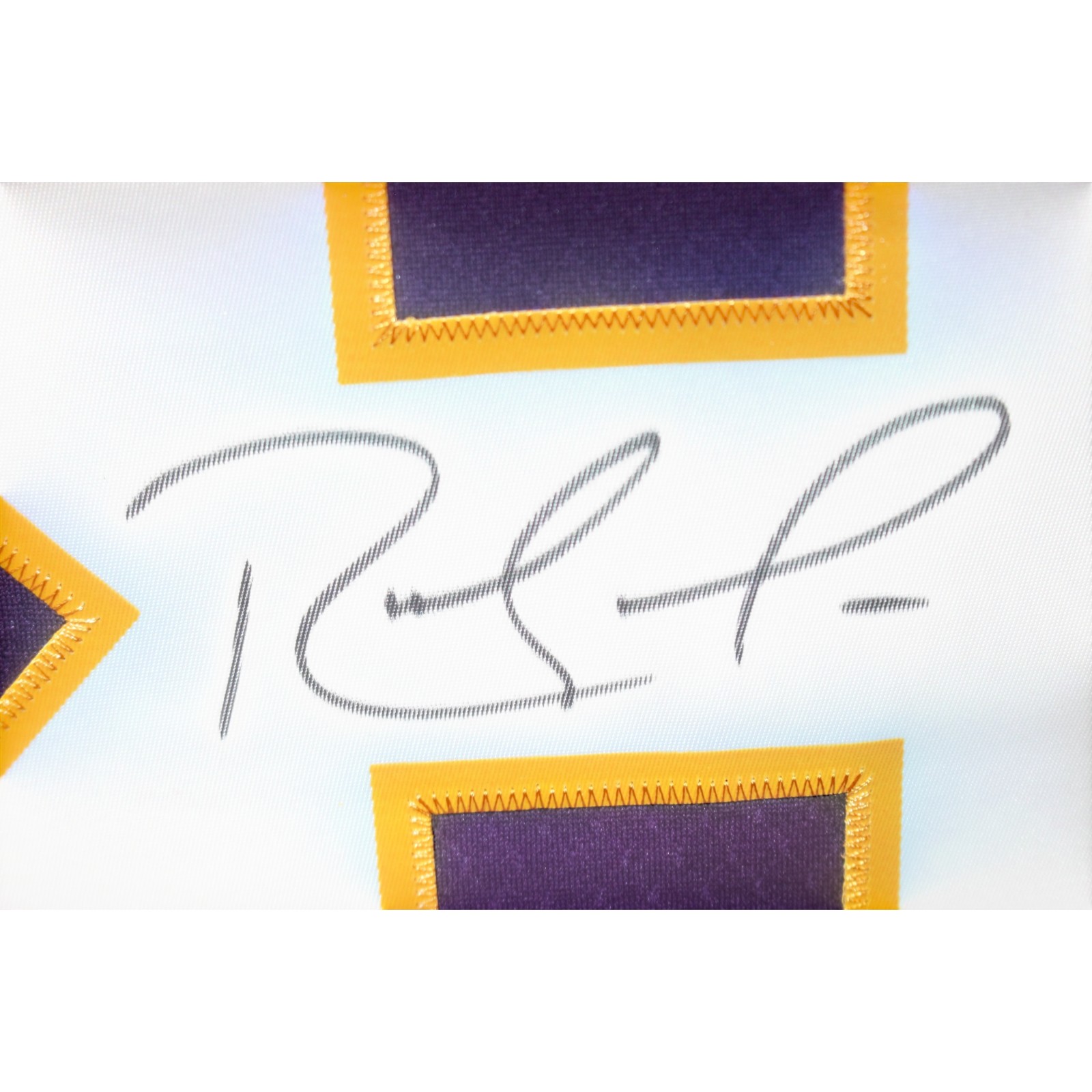 Randy Moss Signed Minnesota Vikings Mitchell & Ness 2XL Jersey Beckett 56284 2 Randy Moss Signed Minnesota Vikings Mitchell & Ness 2XL Jersey Beckett 56284