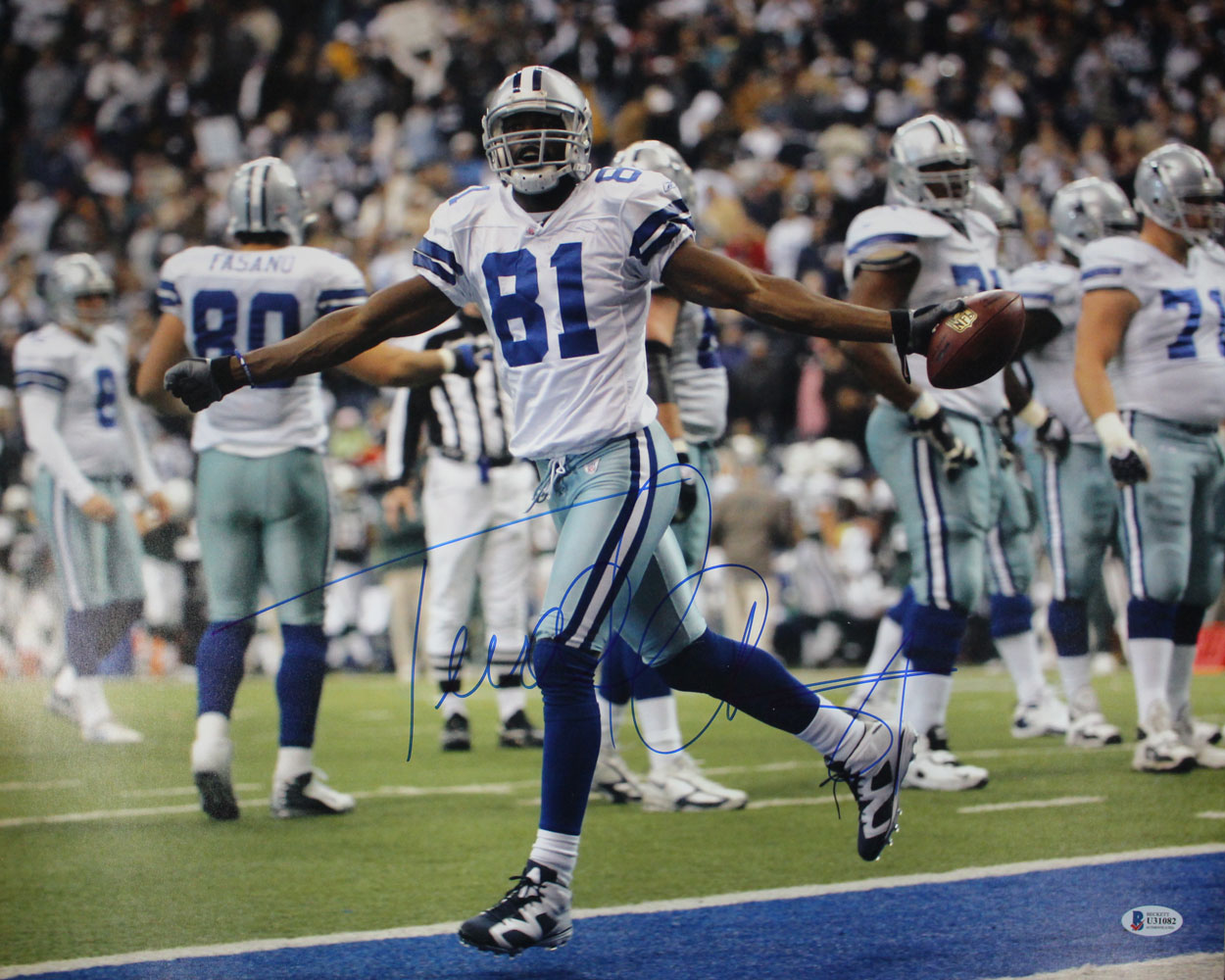 Terrell Owens Autographed/Signed Dallas Cowboys 16x20 Photo BAS 29207