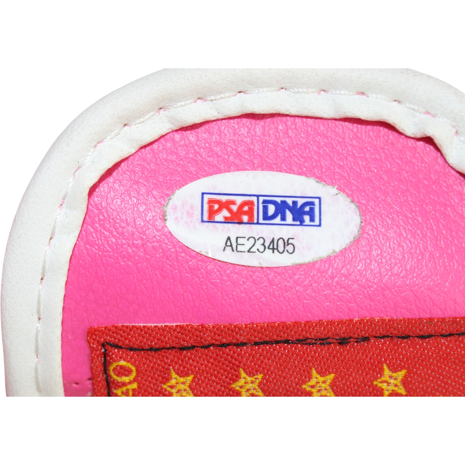 Manny Pacquiao Autographed Team Pacquiao Pink RH Boxing Glove PSA 59452 3 Manny Pacquiao Autographed Team Pacquiao Pink RH Boxing Glove PSA 59452