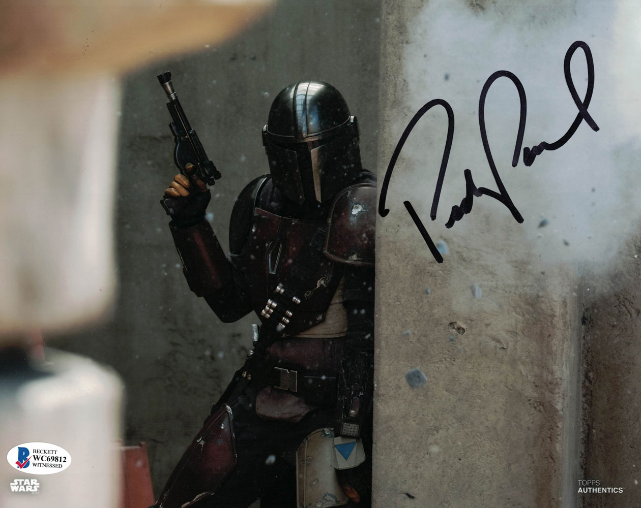 Pedro Pascal Autographed The Mandalorian 8x10 Photo Star Wars BAS 28179 PF